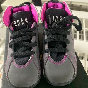 NWT New IN BOX Grey purple NIKE Jordan’s SIZE 7C RETRO GT kids sneakers